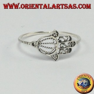 Bague en argent avec une main fatima, petite