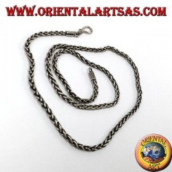 Collier en argent, tissage en maille et section carrée de 50 cm