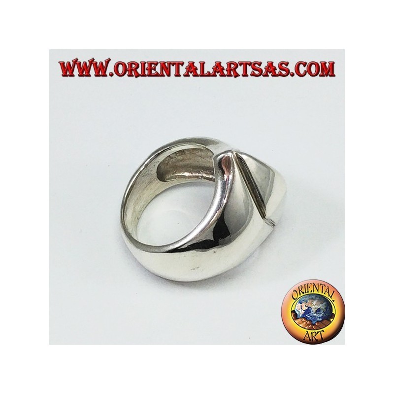 Anillo de plata, pirámide con base romboidal
