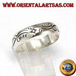 Silver ring with engraving