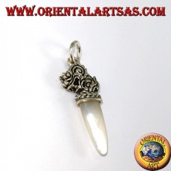 Pendentif tête de dragon en argent avec pointe en nacre