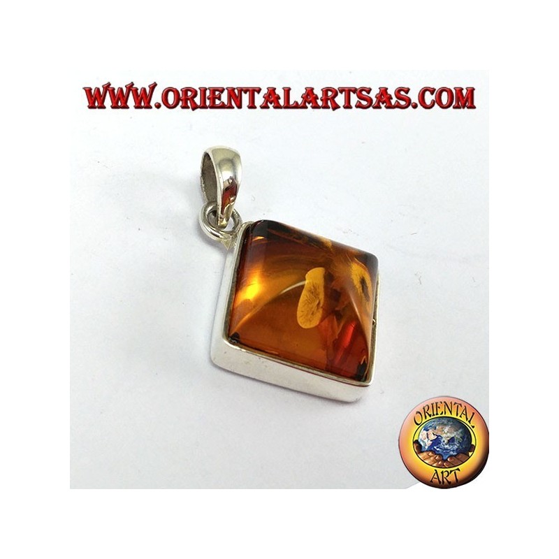 Silberanhänger mit quadratischem Bernstein in Raute