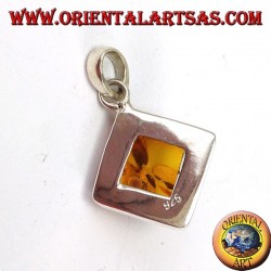 Colgante de plata con ámbar cuadrado montado en rombo