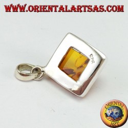 Colgante de plata con ámbar cuadrado montado en rombo
