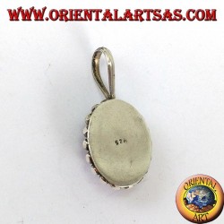 Silver pendant with oval carnelian, with the edge has two rounds of spheres