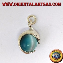 Colgante de plata del delfín con la bola gris del ojo de gato