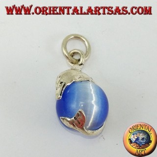 Colgante de delfín de plata con esfera en azul claro ojo de gato