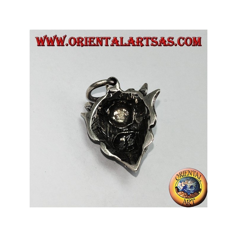 Pendant in silver the face of the devil
