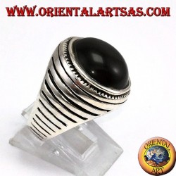 Bague en argent avec hémisphère ronde onyx