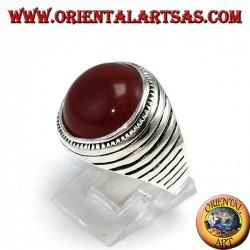 Anillo de plata con cornalina hemisférica redonda