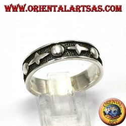 Band ring in worked silver, (gothic)