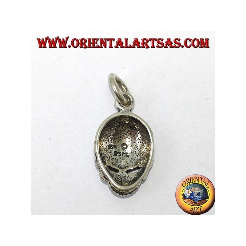 Pendant in 925 silver with alien skull