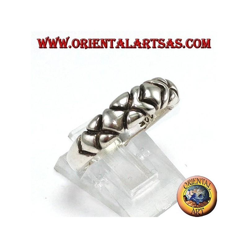 Ring in silver, with five carved diamonds