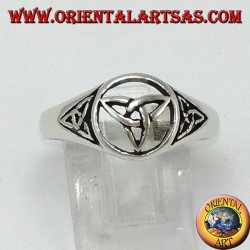 Silver ring with three knots of Tyrone (Celtic knot)