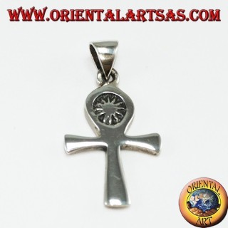 Colgante de plata egipcio cruz ankh (clave de la vida) con el sol