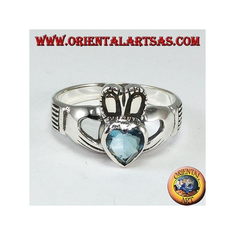 Anello Claddagh con topazio azzurro in argento