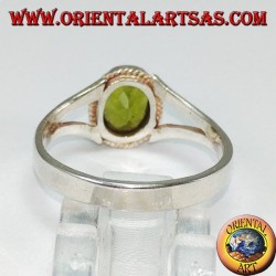 Anillo de plata con peridoto natural (pequeño)