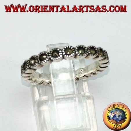 Anello a fedina in argento , con marcasite