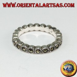 Bague en argent avec marcassite