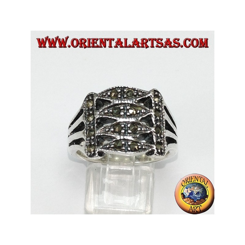 Bague en argent avec marcassite avec 4 ellipses parallèles