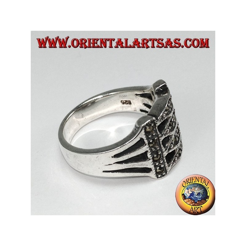 Bague en argent avec marcassite avec 4 ellipses parallèles