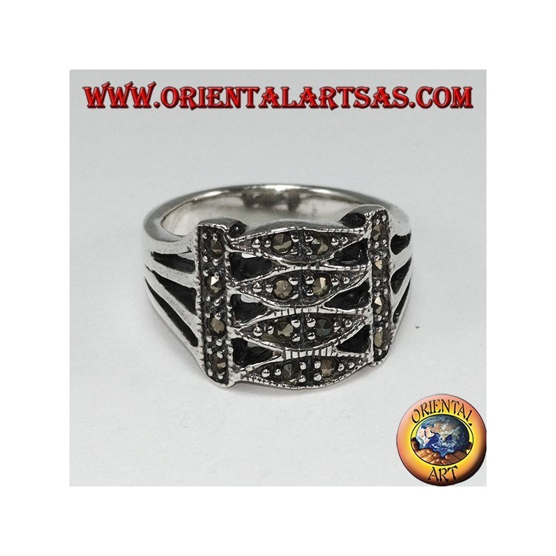 Anillo de plata con marcasita con 4 elipses paralelas
