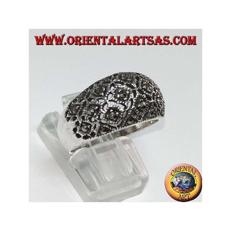 Anello in argento bombato con marcasite