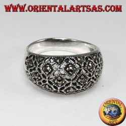 Bague en argent convexe avec marcassite