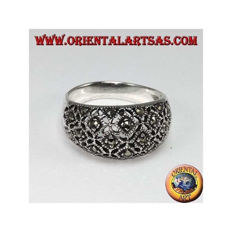 Anillo en plata convexo con marcasita