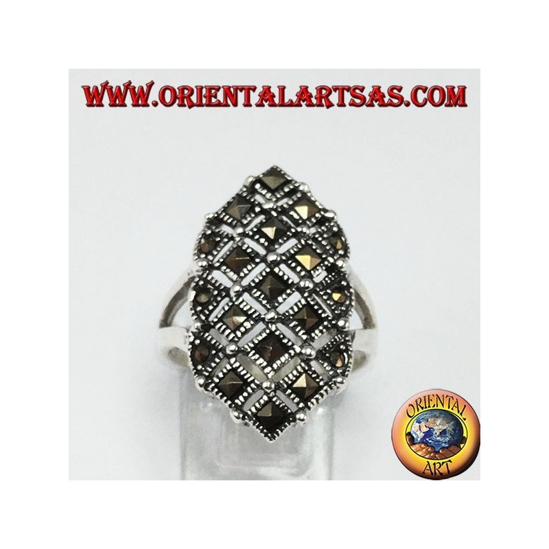 Anillo de plata con marcasita cuadrado