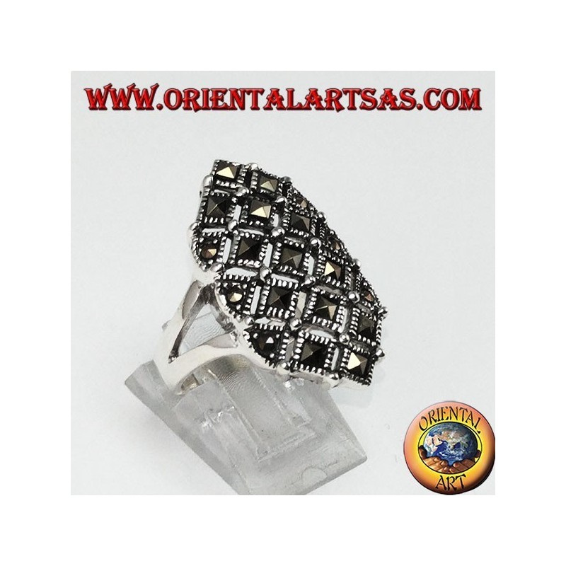 Anillo de plata con marcasita cuadrado
