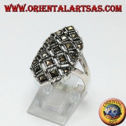 Anillo de plata con marcasita cuadrado