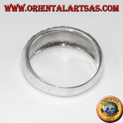 Silberring mit einem abgerundeten Band mit drei Reihen Markasit