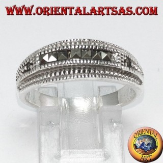 Anillo de plata con siete marcasitas cuadrados (central)