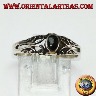 Silberring mit Onyx, klein mit Verzierungen
