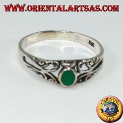 Anillo de plata con ágata verde, pequeño con decoraciones