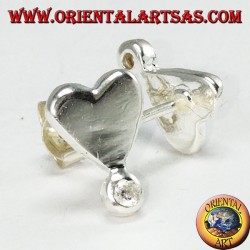 Pendientes de lóbulo de plata con un corazón con un circonio en la punta