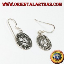 Boucles d'oreilles pendantes en argent en forme ronde avec une finition en filigrane