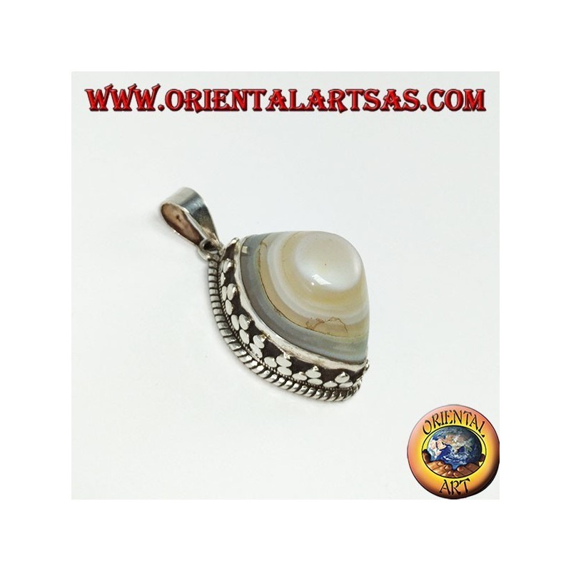 Colgante de ojo de Shiva con una configuración de plata alta