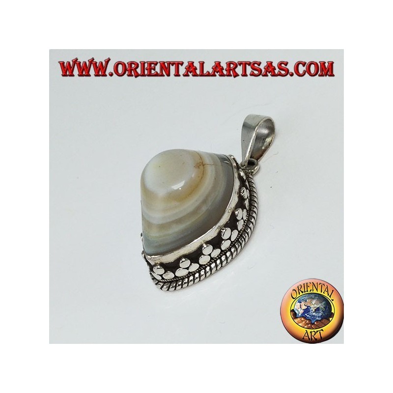 Colgante de ojo de Shiva con una configuración de plata alta