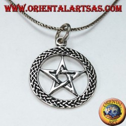 Pendentif en argent dans pentacle, étoile dans le cercle tressé
