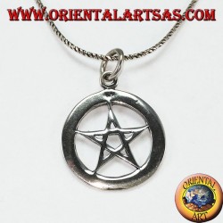 Pendentif en argent dans pentacle, étoile dans le cercle tressé