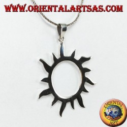 Colgante de plata con rayos de sol