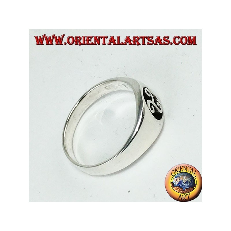Anillo de plata con trisele o sello triskell