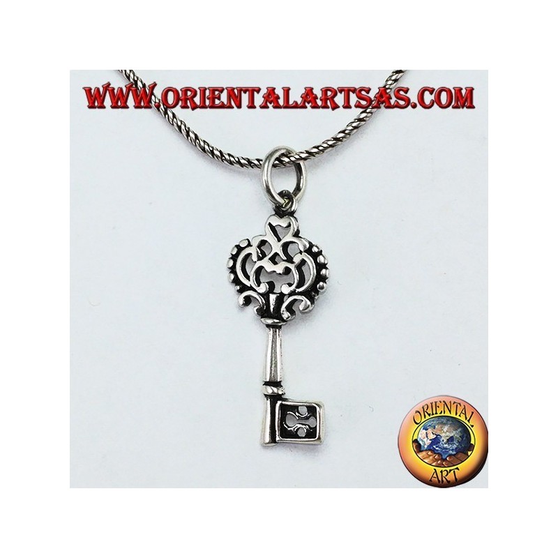 Pendentif clé en argent de style baroque