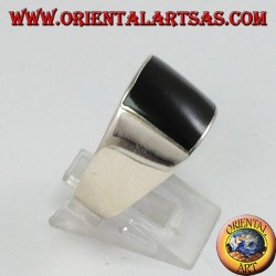 Bague en argent avec onyx rectangulaire convexe