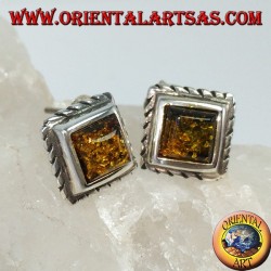 Boucle d'oreille pendante avec ambre ovale vert en argent