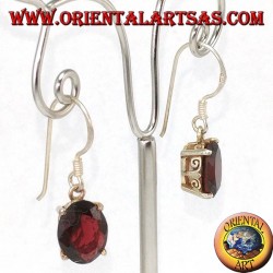 Hand durchbohrte Silberohrringe mit natürlichem ovalen Granat-Set