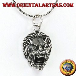 Silver pendant with an aggressive lion's head