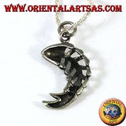 Pendentif en argent à chevrons